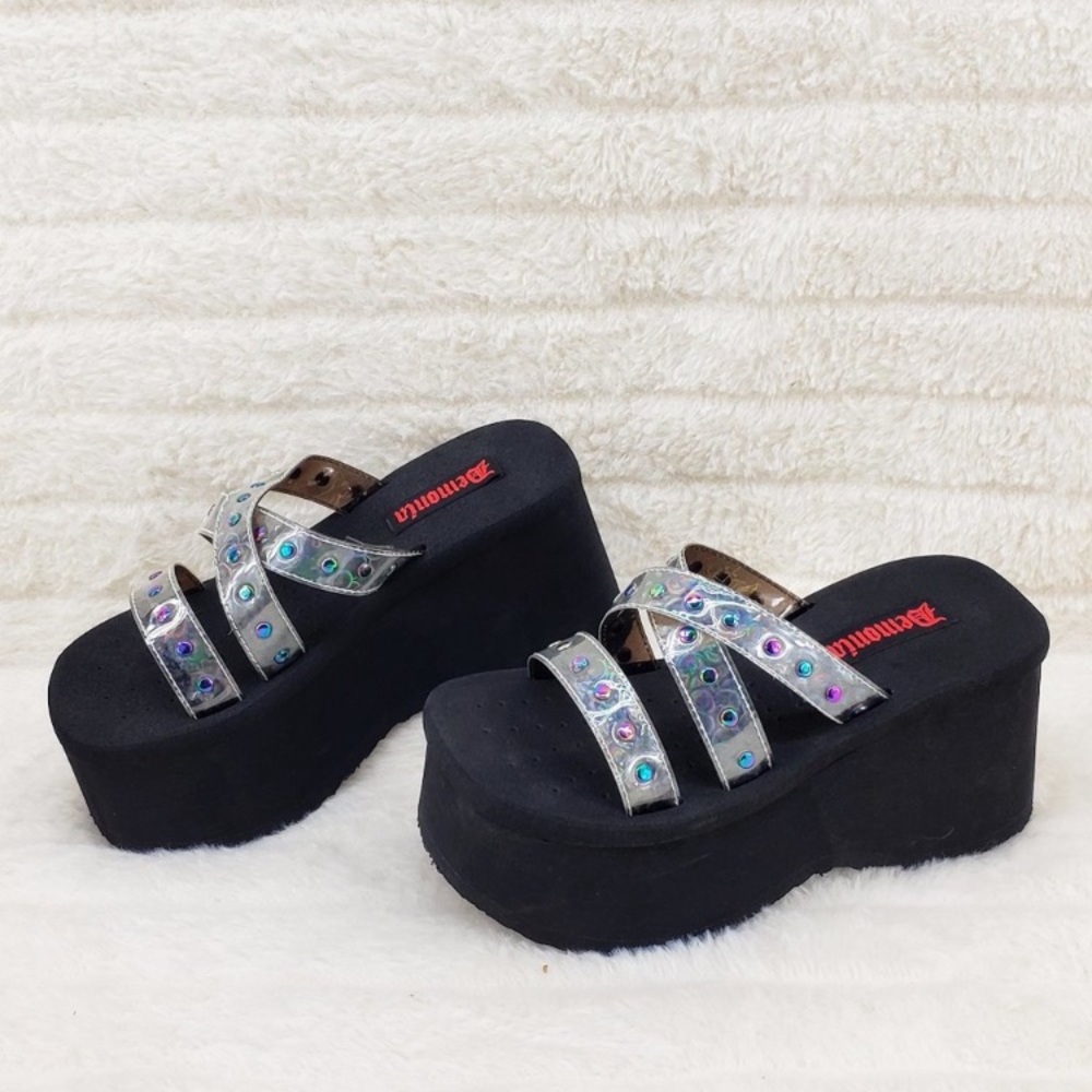 BNIB DEMONIA BLACK PLATFORM HOLOGRAPHIC STUDDED SANDALS- SIZE 8 WOMENS